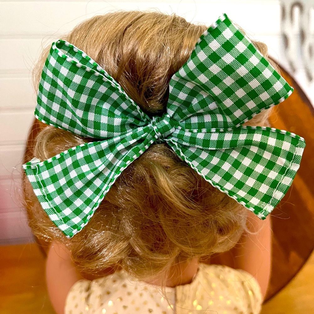 Hair bow with clip